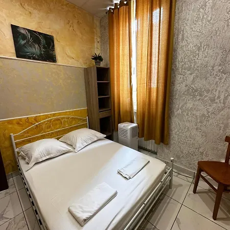 Dore Hotel *